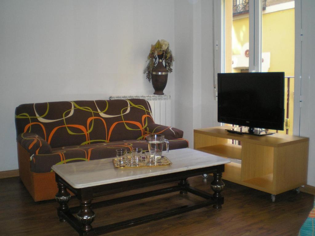Turisticos Reyes Catolicos Apartment *